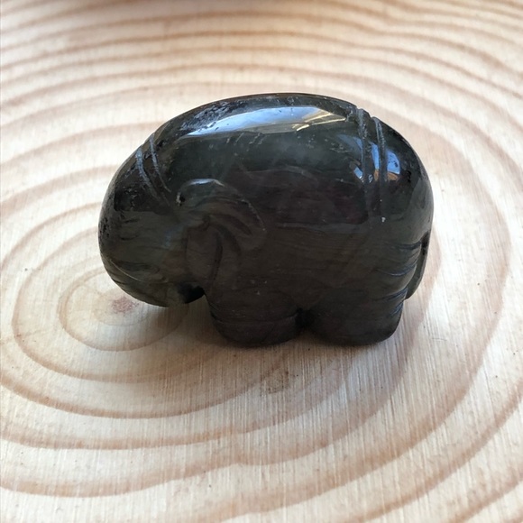 Labradorite Elephant - Picture 9 of 14